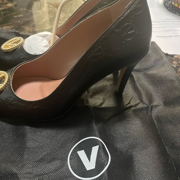 Brand Nee Valentino Black heels size 8 - Picture 5 of 7